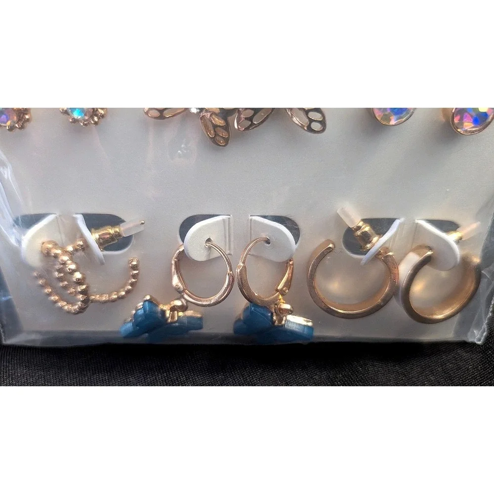 No‎ Boundaries X2 Packs Of 18 Pairs EARRINGS, 36 Pairs total